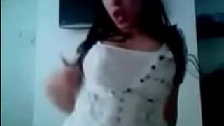 Attractive teen honey posing sexy porn video